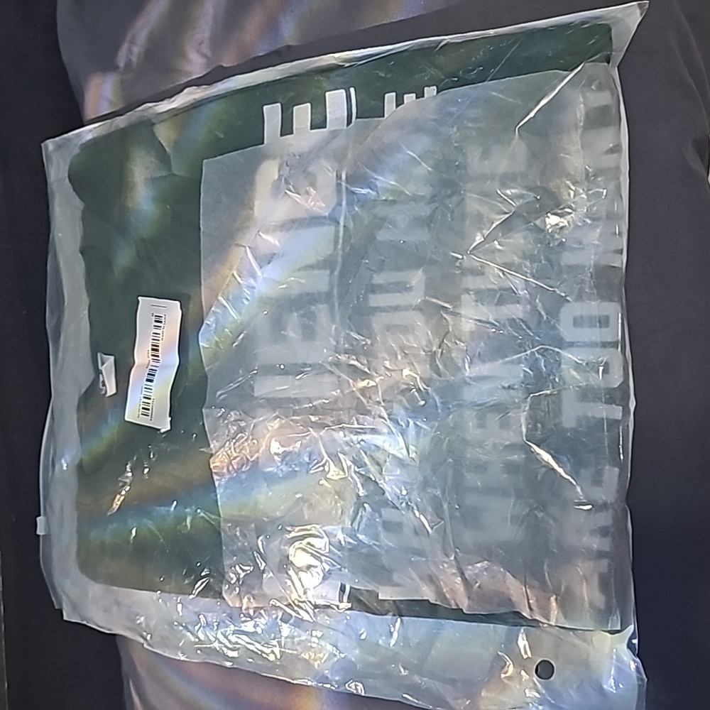 NWT mens Xl army green slogan Tee,funny